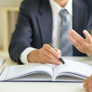 lawyers-are-advising-clients-about-real-estate.jpg